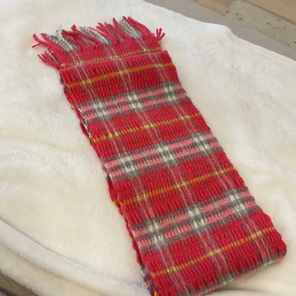 Burberry Accessories - VINTAGE Burberry Plaid Scarf